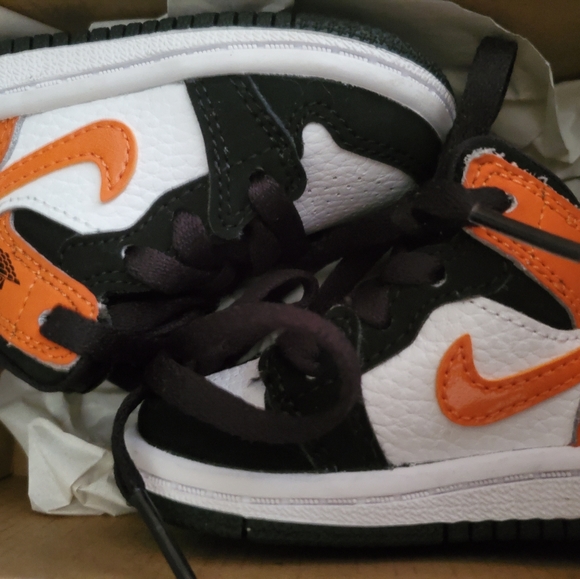 baby aj1